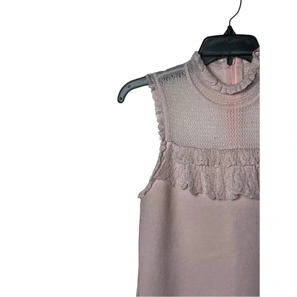 COPY - 1725. WHITE HOUSE BLACK MARKET SLEEVELESS KNITTED TOP PALE PINK IN COLOR… - Picture 4 of 10